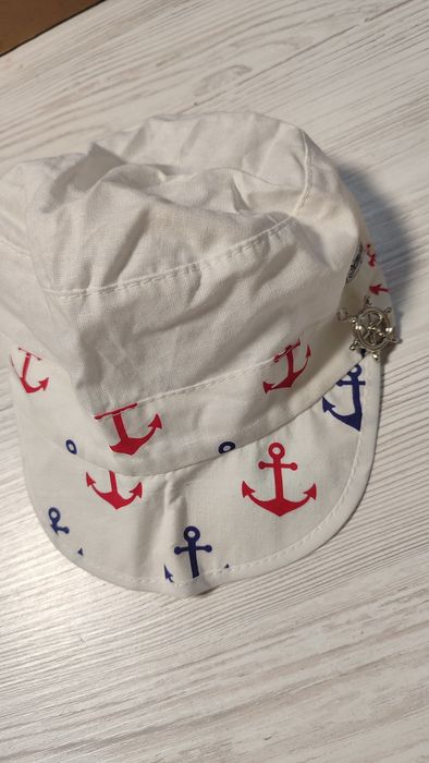 Косинка, панама, кепка