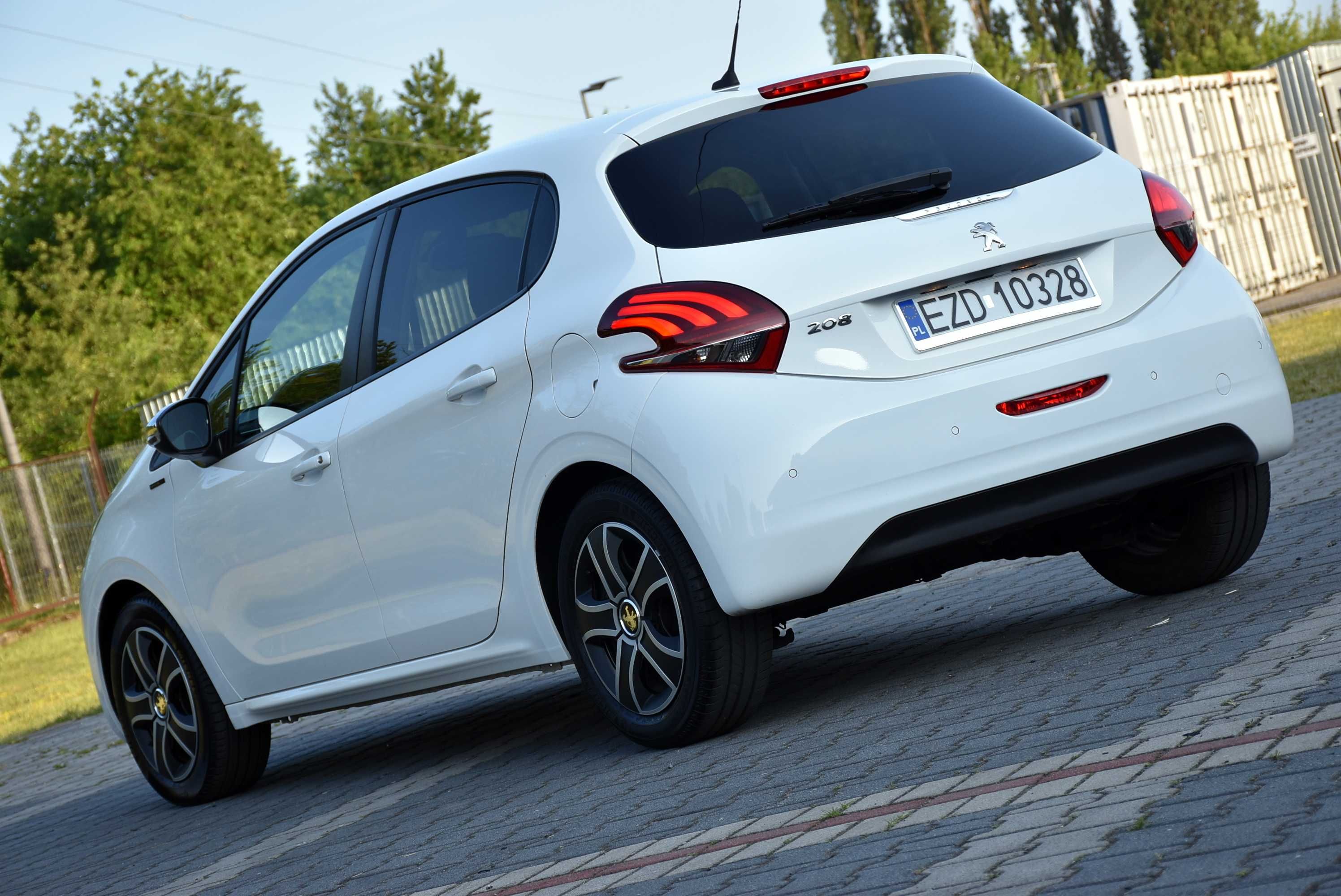 Peugeot 208 I LIFT SIGNATURE 1.2MPI 83KM *Tylko35530km* 5drzwi JakNOWY