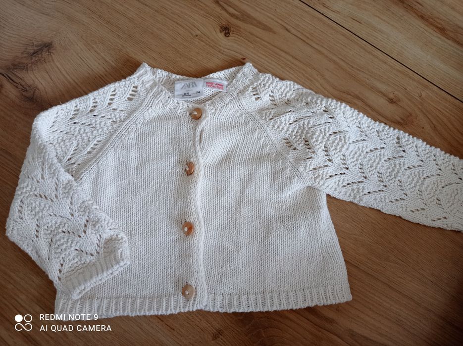 Sweterek Zara dziewczęcy. Rozmiar 74 piękny !