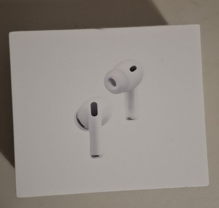 Airpods Pro APPLE 3ª Geração USB-C (In Ear - Microfone - Active Noise