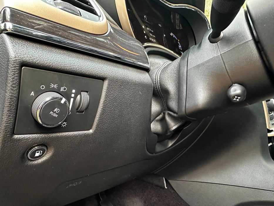 Jeep Grand Cherokee 2017 5.7Hemi Overland Пневмо