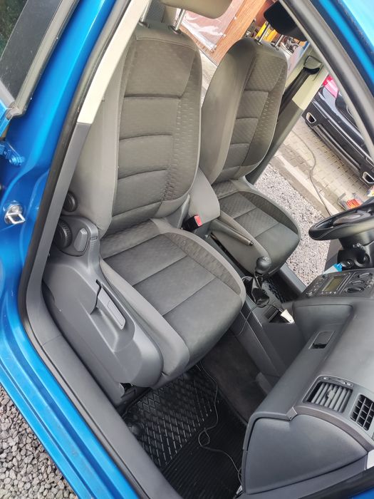 Turan 1.9 TDI pikowane fotele
