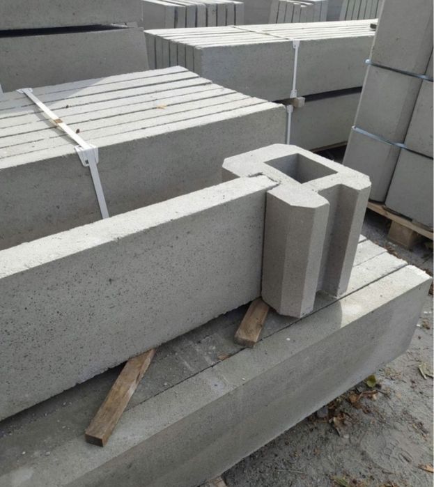 Збірний фундамент