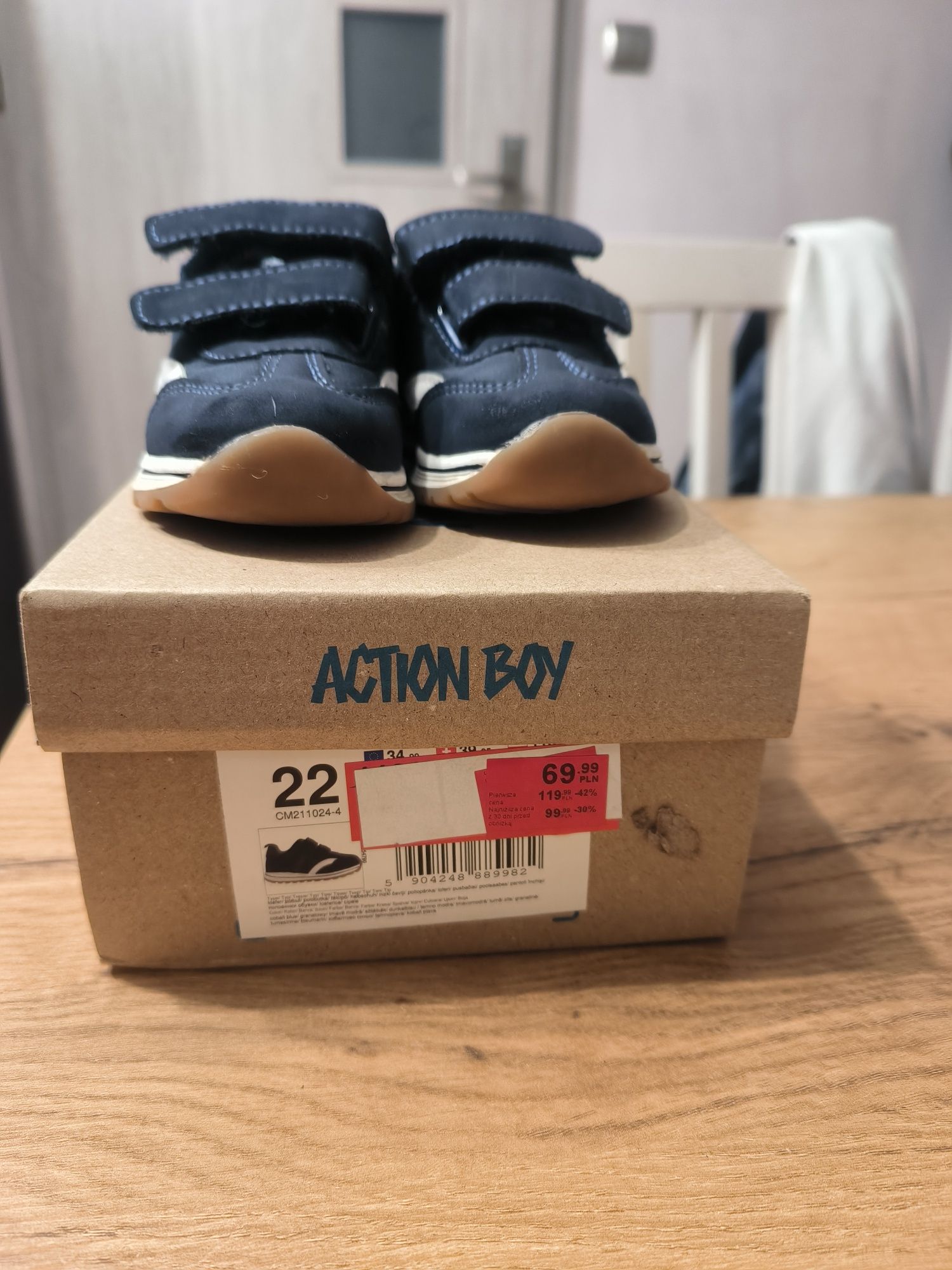 Buty buciki chłopięce CCC Action boy rozmiar 22