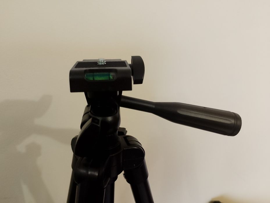 Штатив. Тринога телескопічна