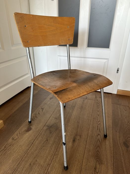 Krzesła drewniane | metalowe nogi