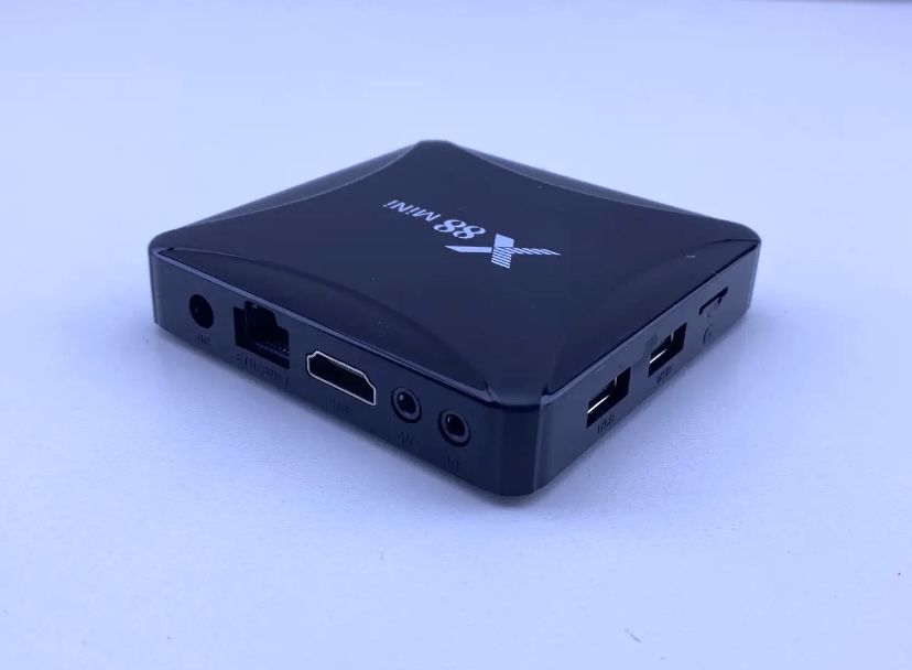 Смарт приставкаTV Box Android 4Ядра 2Gb/16Gb приставки для телевізорів