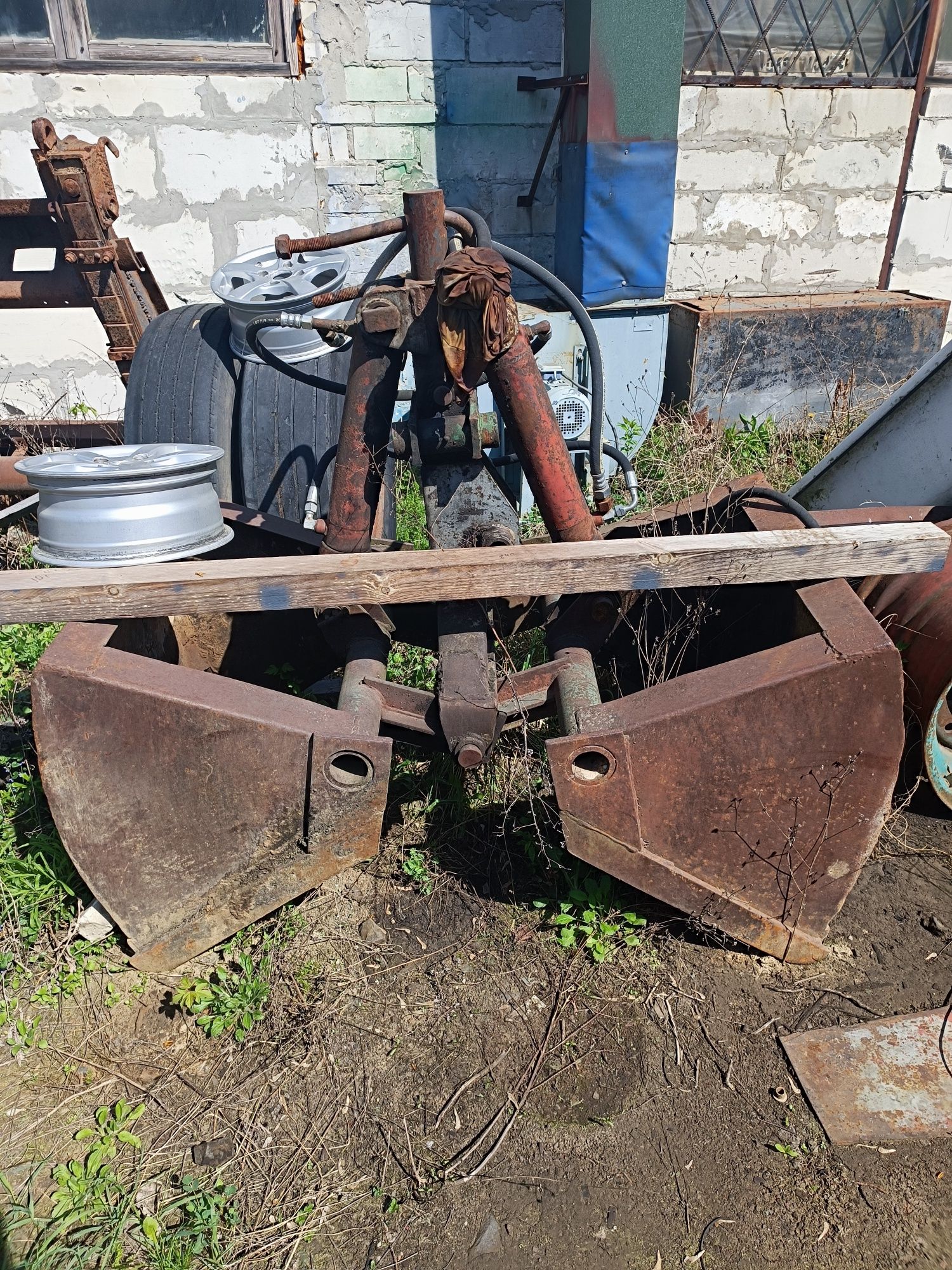 Продам трактор т-150к
