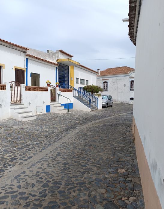 Moradia mobilada com terraço