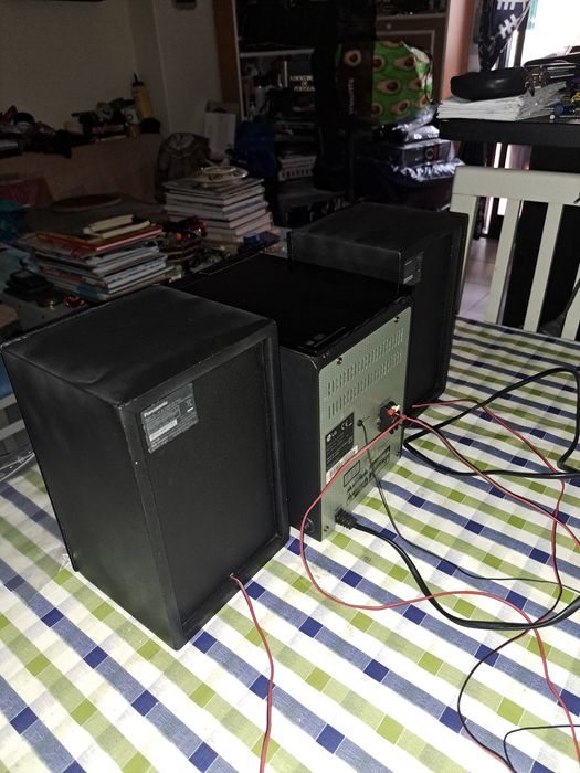 Micro sistema hifi da lg com rádio, cd, leitor de pen,
