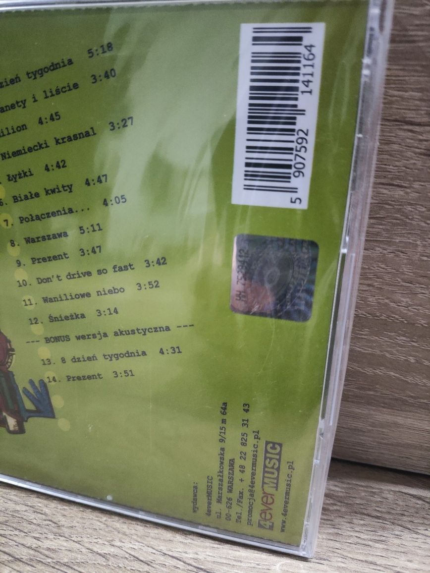 Kombajn do zbierania kur po wioskach Ósme Piętro Kdzkpw Cd