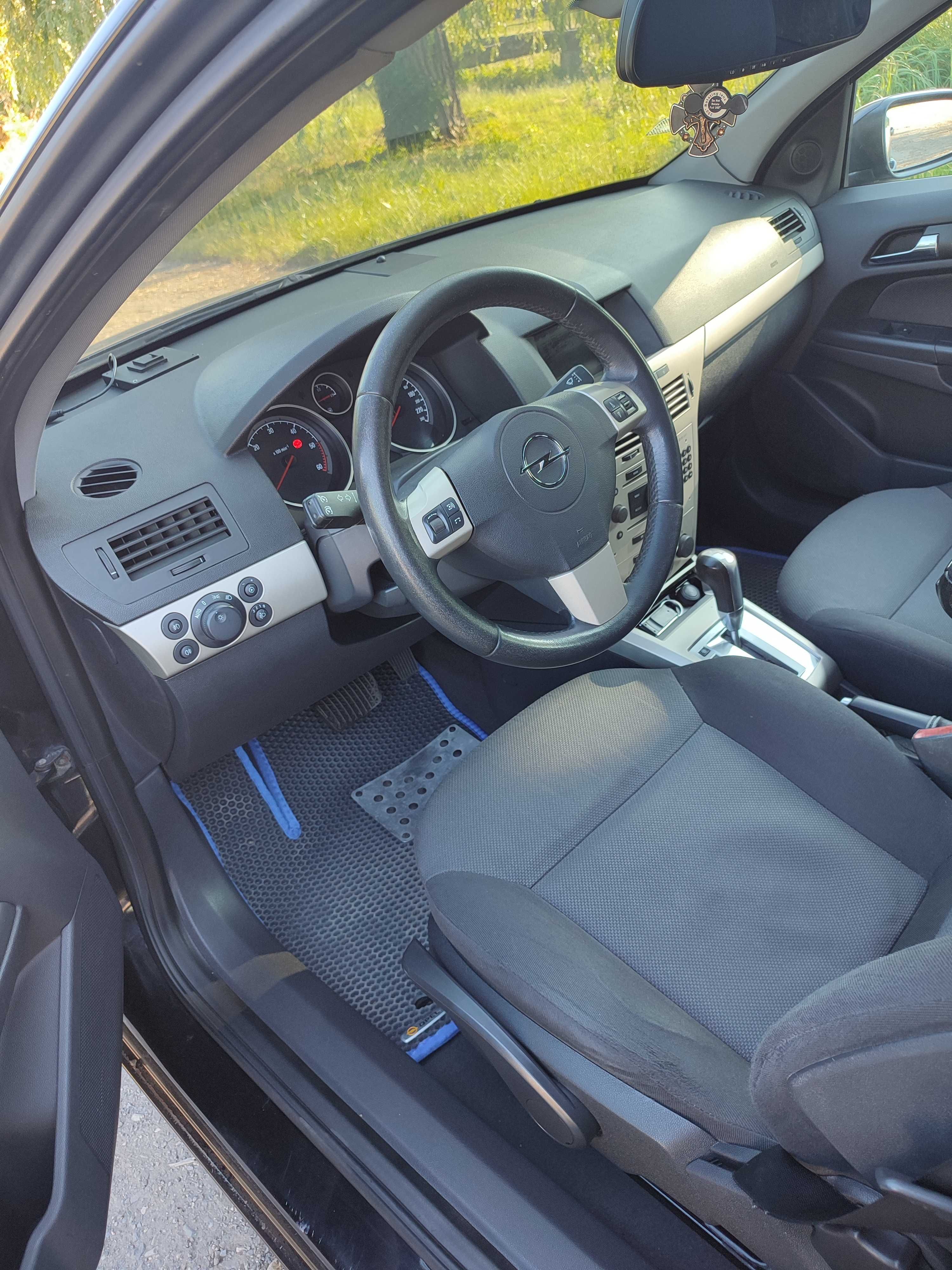 Opel Astra H, 2008 рік, дизель, 1.9 автомат