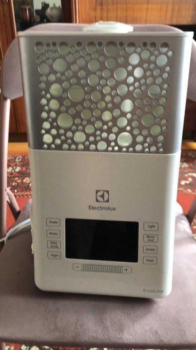 Зволожувач повітря Electrolux