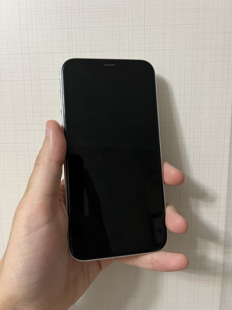 Iphone Xr 64GB білий в ідеальному стані