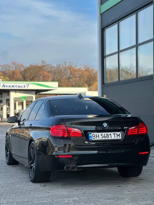 Продам BMW F10 528 3л атмо