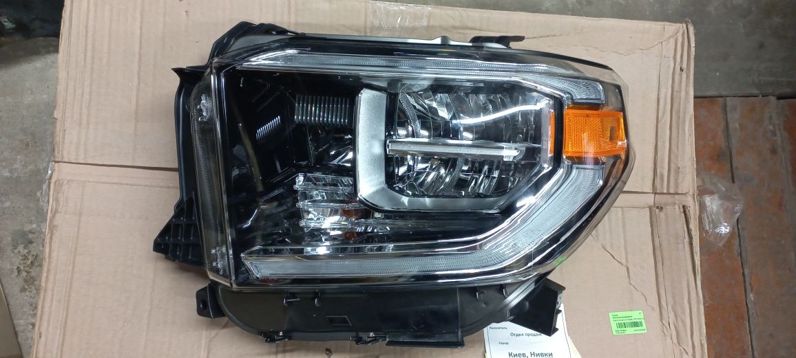 Фара левая Toyota Tundra full led usa 2017 2018 2019 2020 2021,