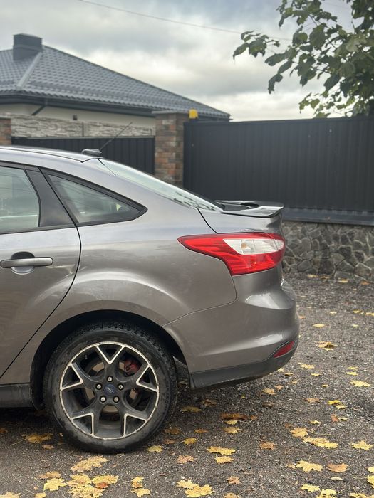 Авто Ford focus 2014