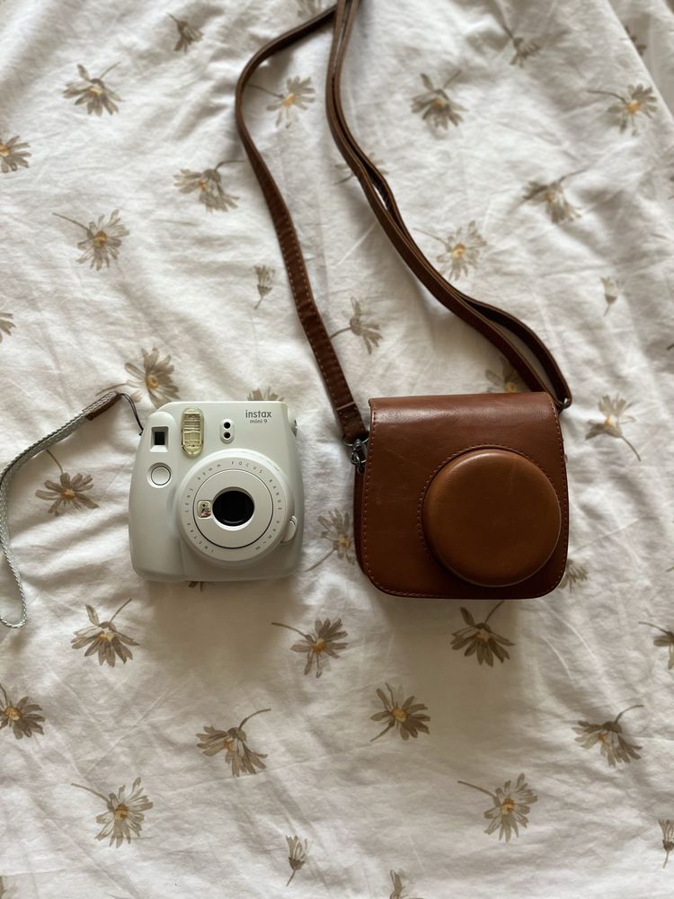 Instax mini 9 aparat natychmiastowy/analogowy kolor szary +gratis etui