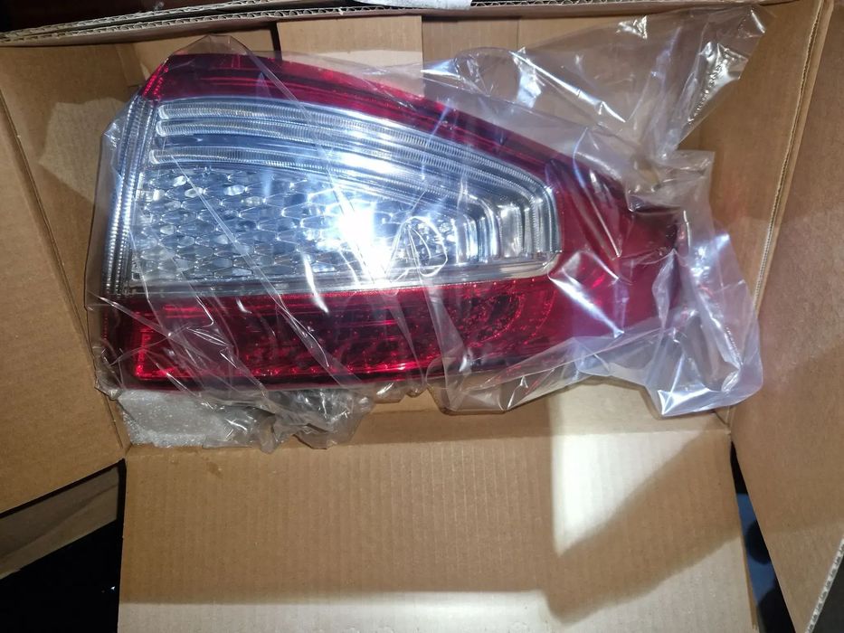 Lampa tył tylna prawa Ford Mondeo IV sedan 1767493 Depo 431-1998R-UE