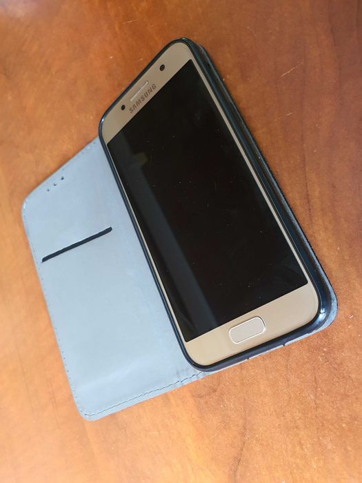 Etui do SAMSUN Galaxy A3 2017 - kotek