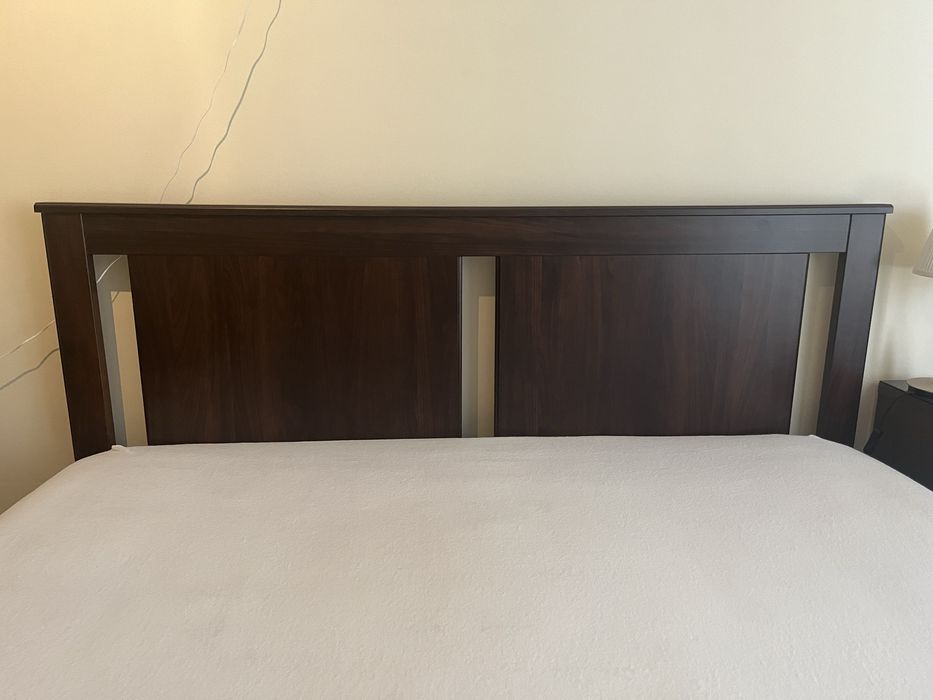 Cama Ikea SONGSAND Castanha