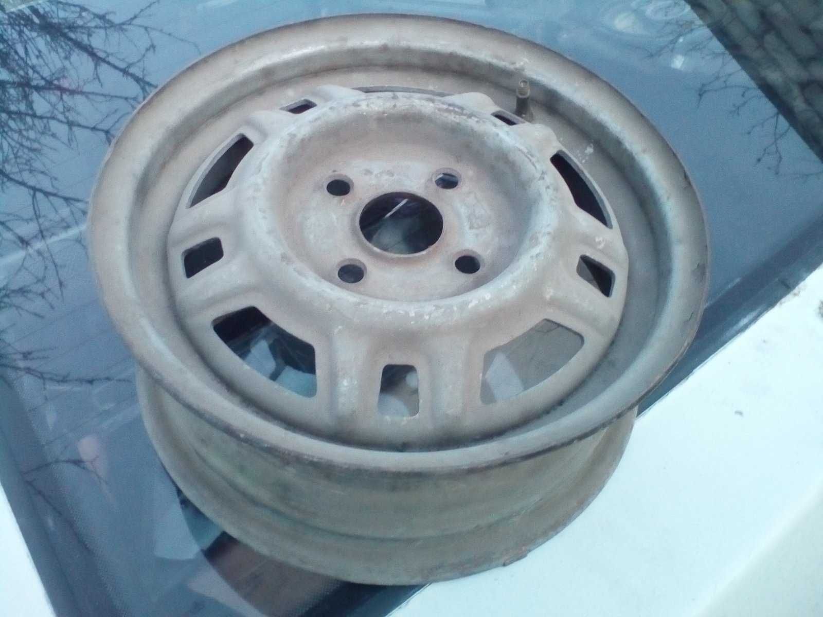 Диск Вольво р13 один 4x100