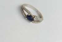 Кольцо колечко серебро 925 проба, 17 размер, синий камень
