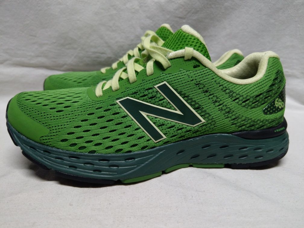 Buty New Balance 680 V6 rozm. 40,5 Unisex