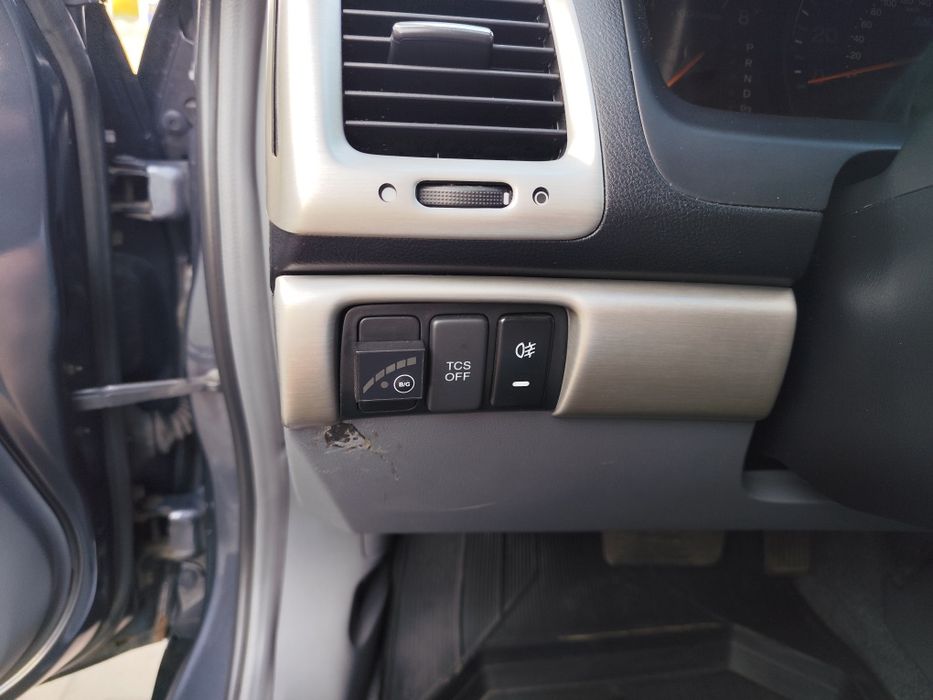 Продам Хонда аккорд гибрид