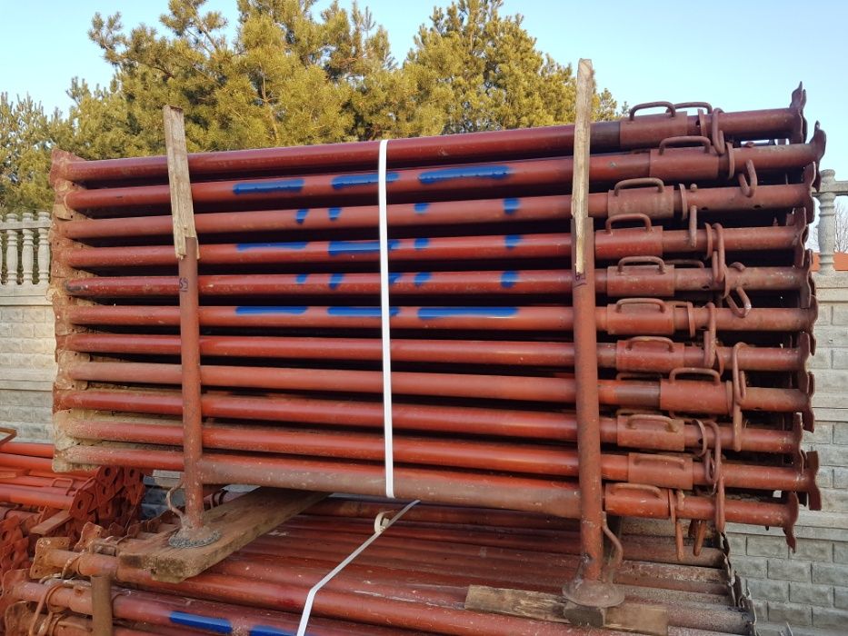 Stemple budowlane Sztyce Podpory Płyta szalunkowa Doki Trójnogi