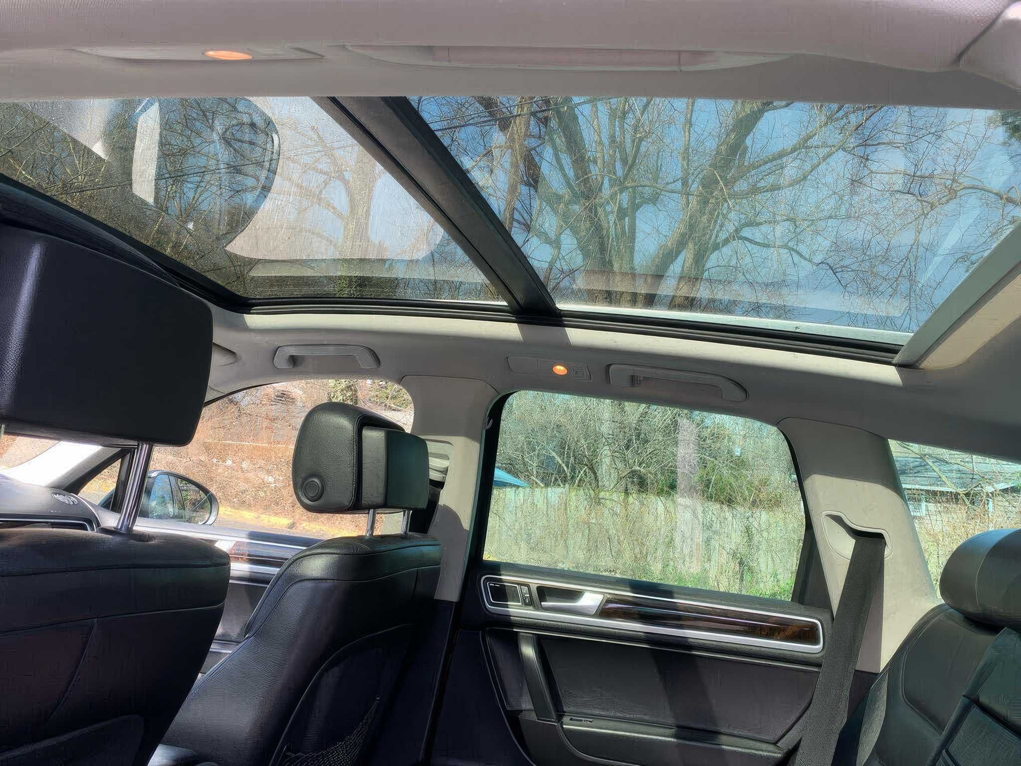 2013 Volkswagen Touareg TDI Executive