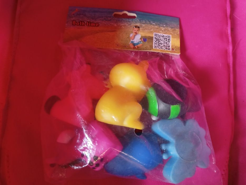 Іграшки для купання