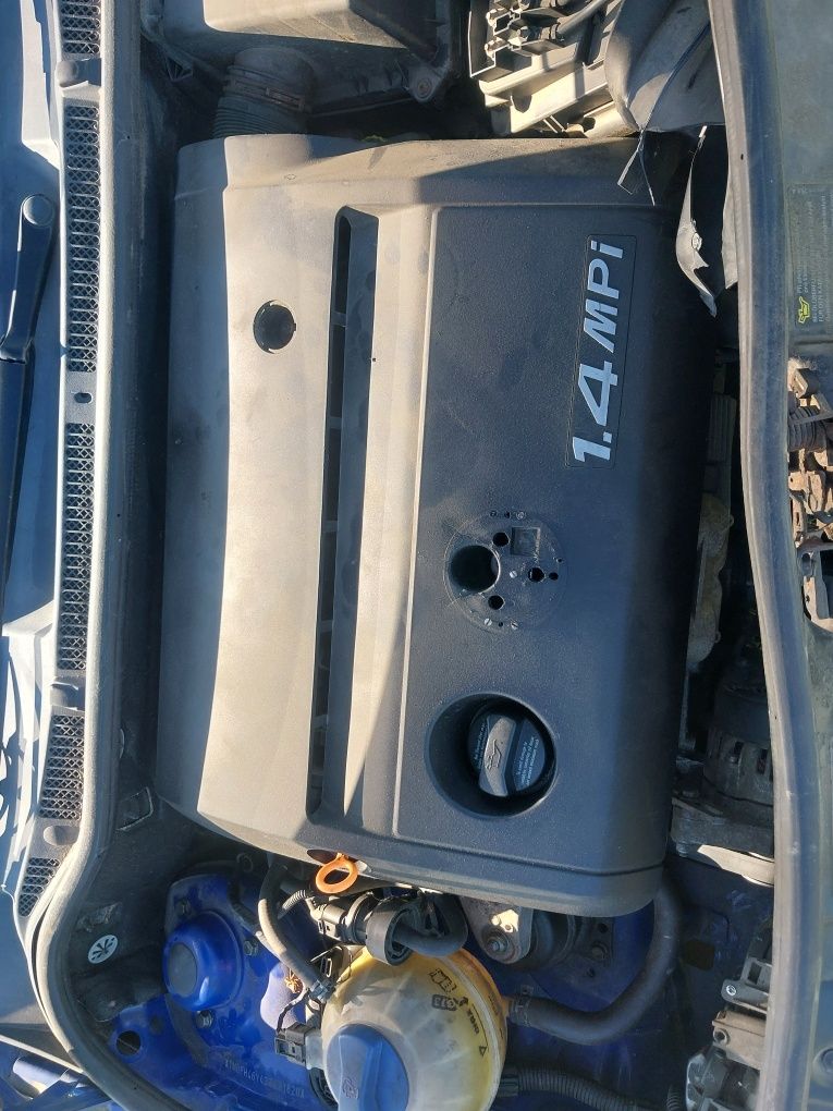 Części do skoda Fabia I silnik 1.4 mpi azf skrzynia FNK kolor 4590