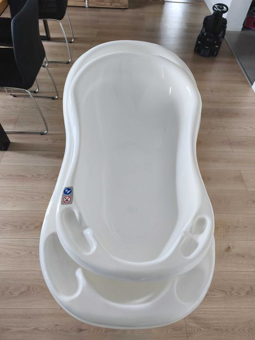 Stojak do wanienki + dwie wanienki mała i duża