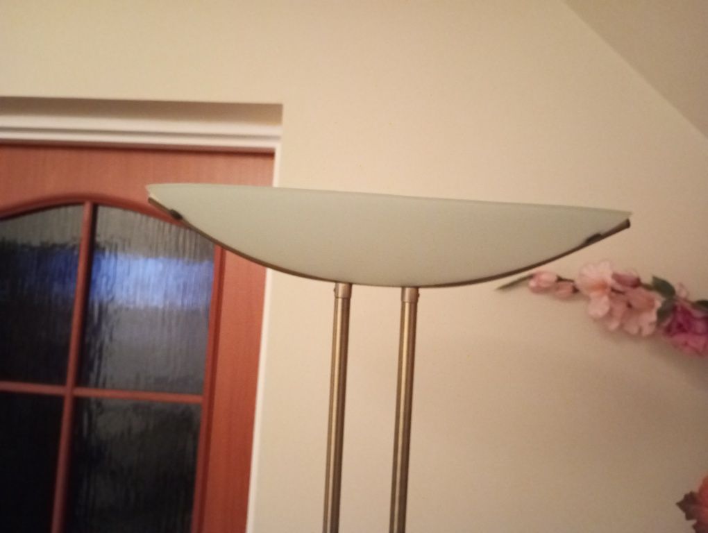 Lampa ściemnialna podłogowa