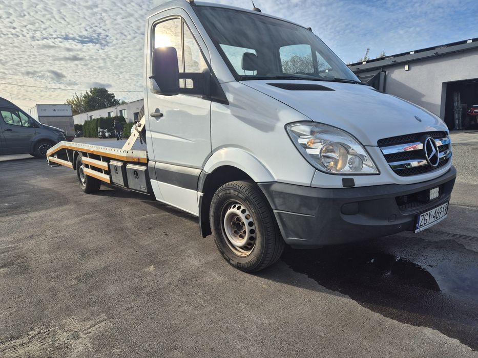 Mercedes Sprinter pomoc.dogowa najazd 3.0 v6    tylko 240 tyś.km ideal