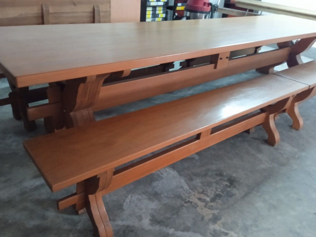 Mesa  jantar 4 metros
