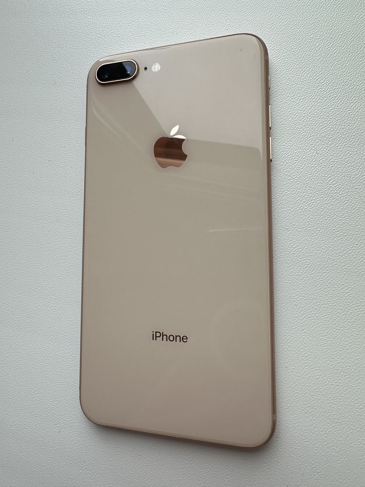 Iphone 8+ plus 64 Gb