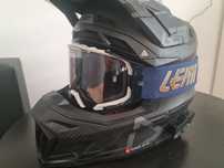 Kask  Leatt Moto 9.5 V23 Karbon z Goglami