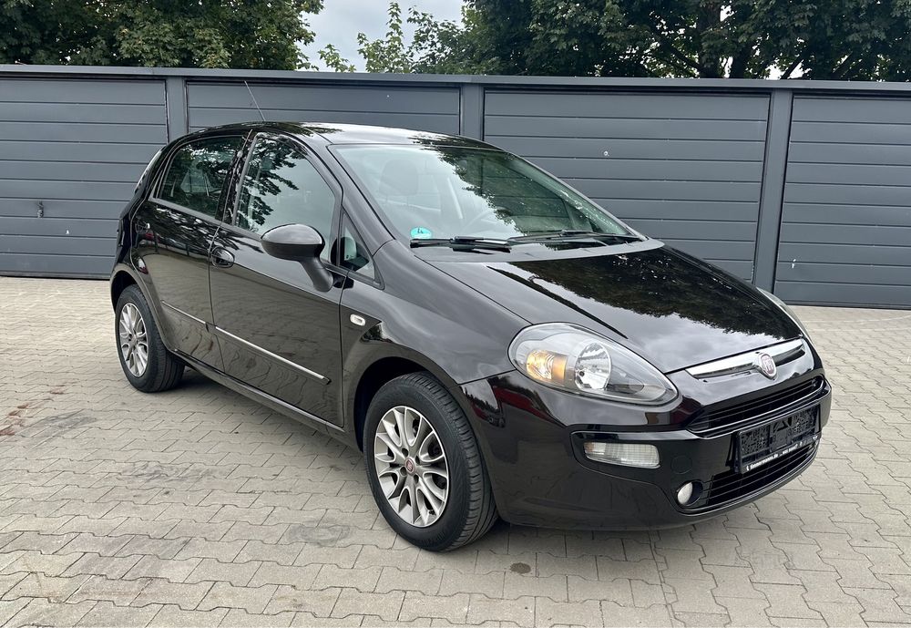 FIAT Punto 1.4 Benzyna Klima 80Tyś km od Nowości 2 kpl kół