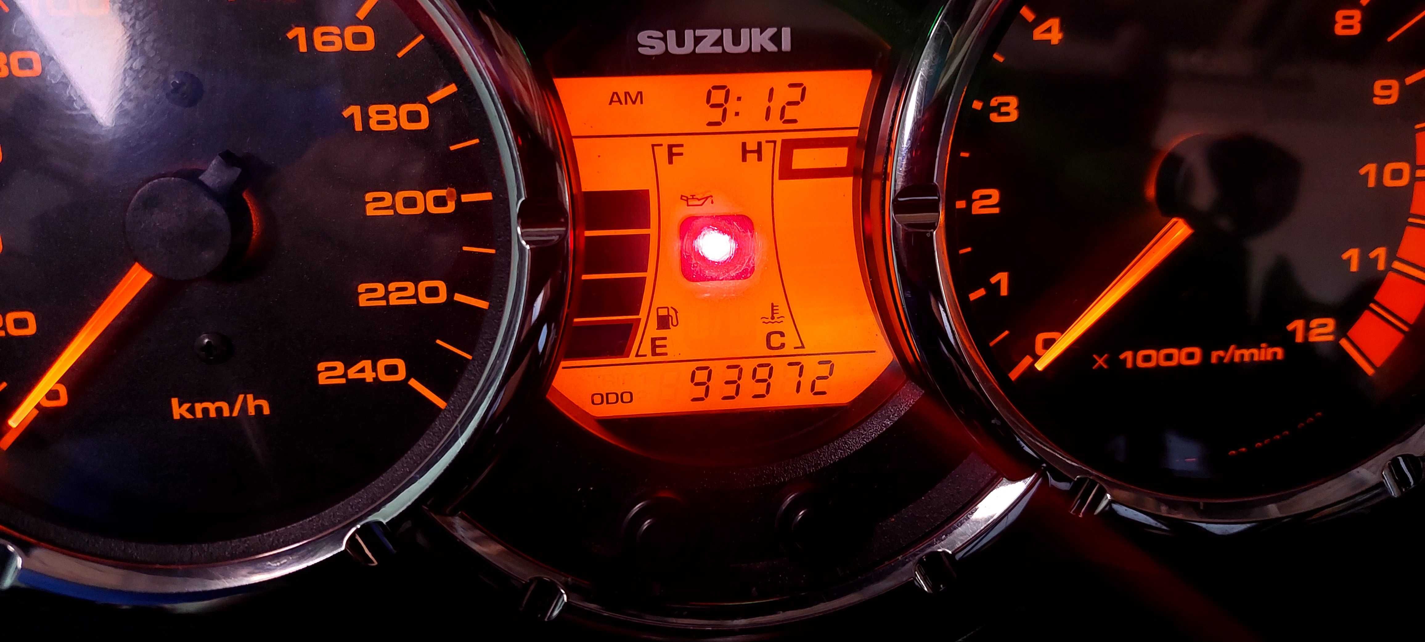Suzuki v-strom DL 1000 ano 2004