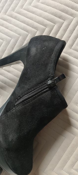Buty na obcasie koturnie zamszowe rozm 37