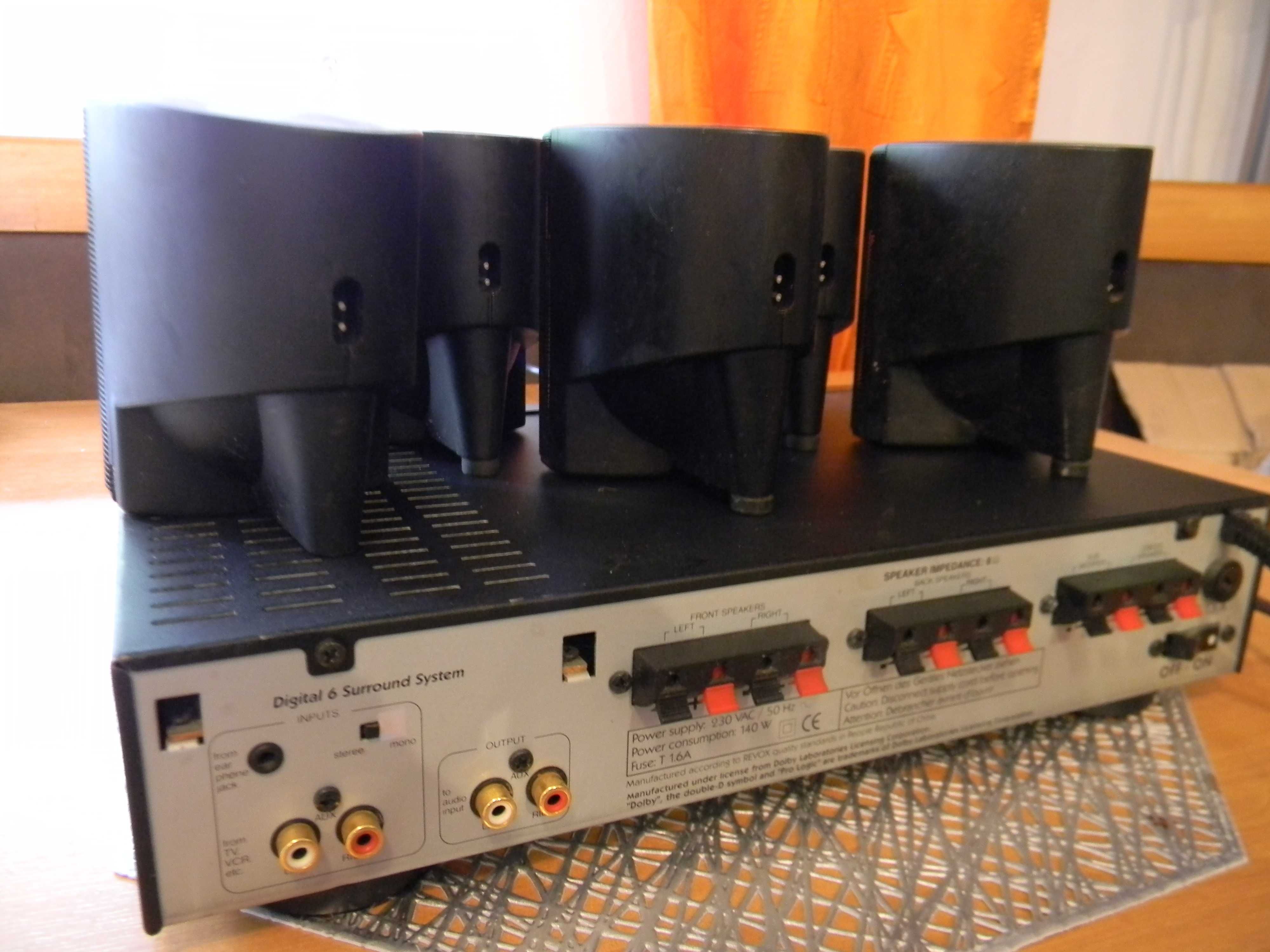 Procesor kina domowego CAMPUS by Revox z głośnikami UBL.