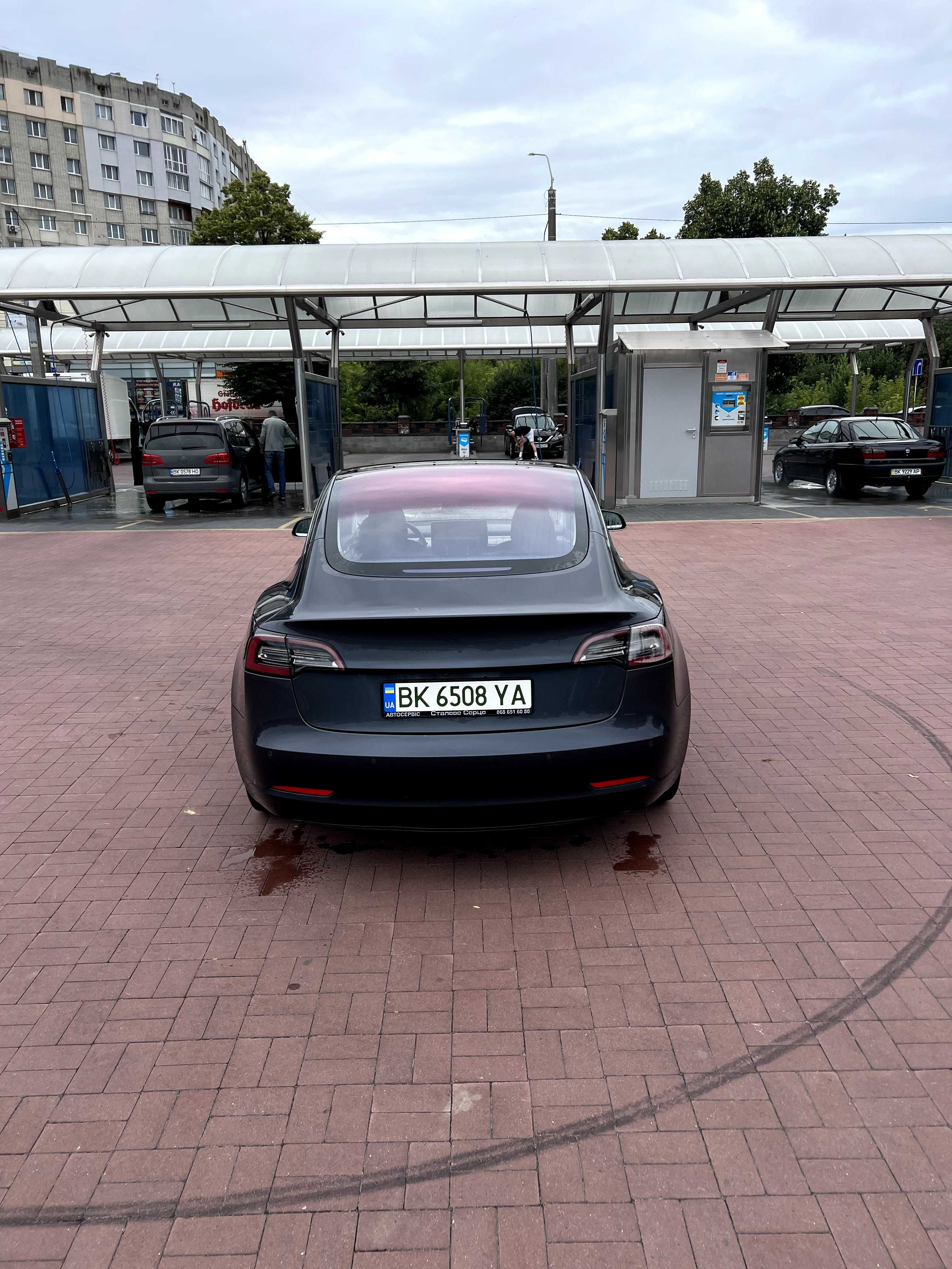Tesla Model 3 | 500км | Електромобіль | Оренда або робота в таксі