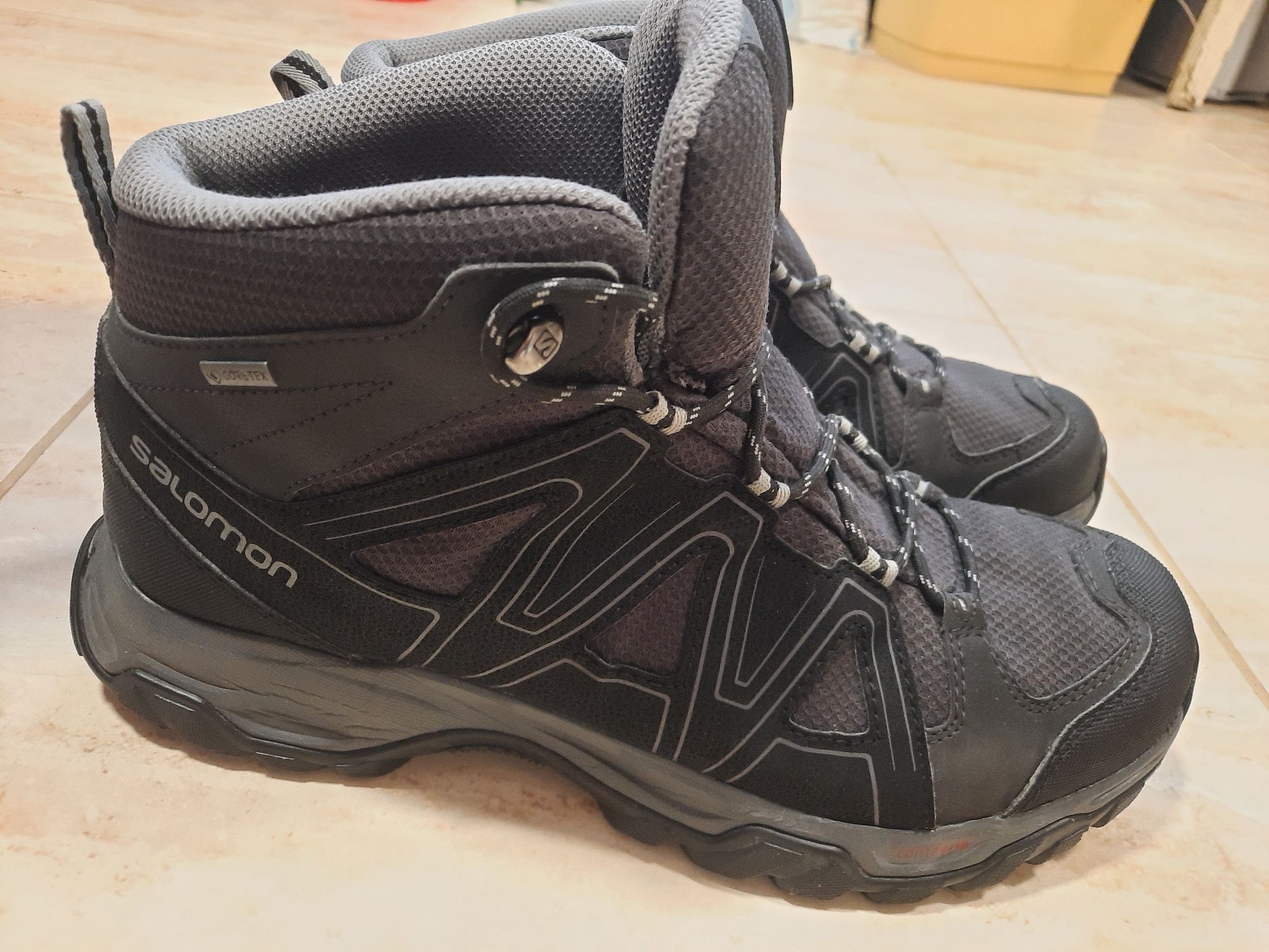 Полуботинки Salomon gore tex 43