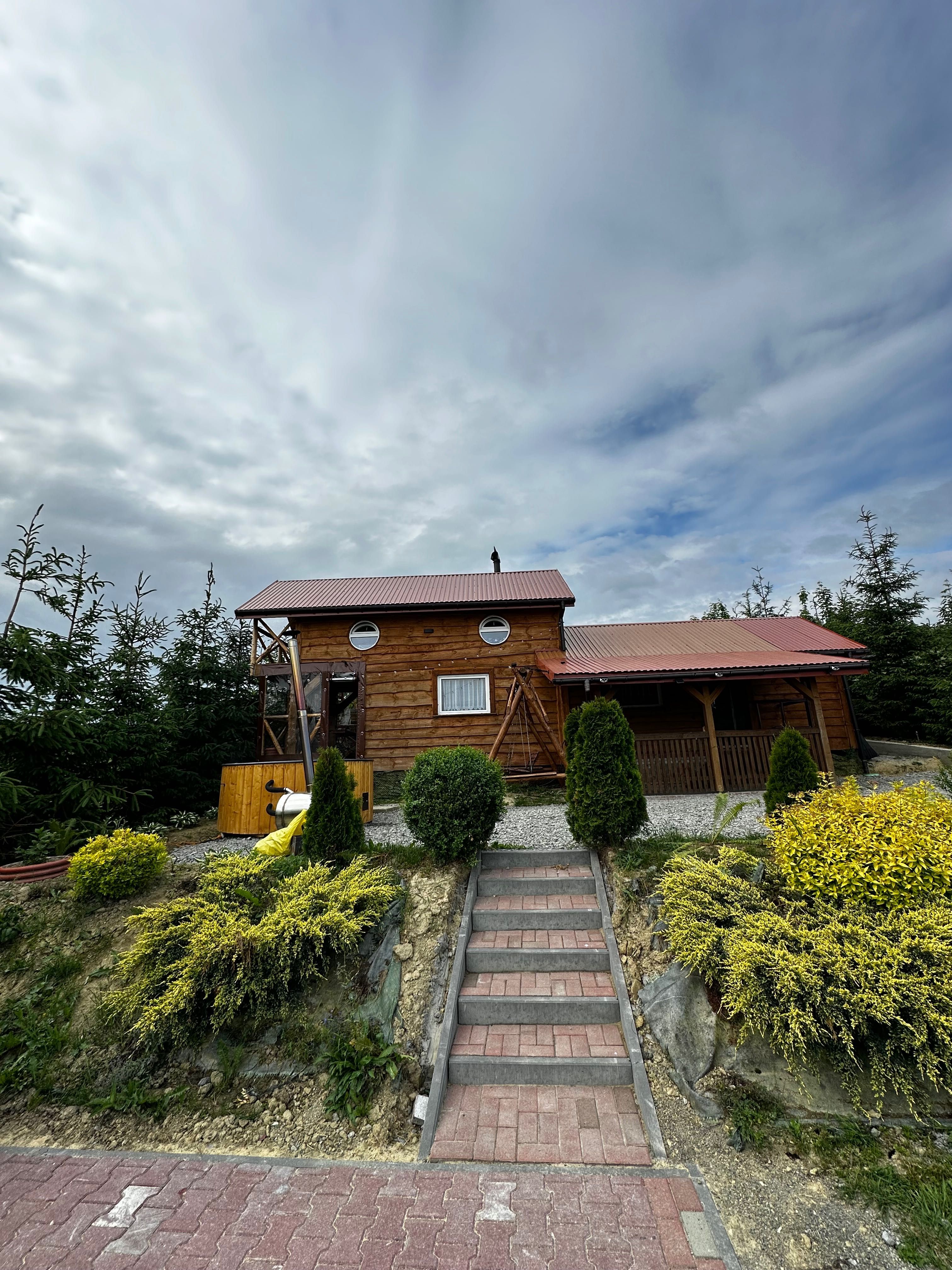 Całoroczny domek do wynajęcia Bieszczady + Balia z Jacuzzi