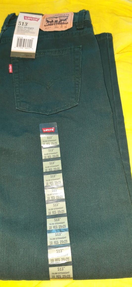 Джинсы Levi's  513 женские