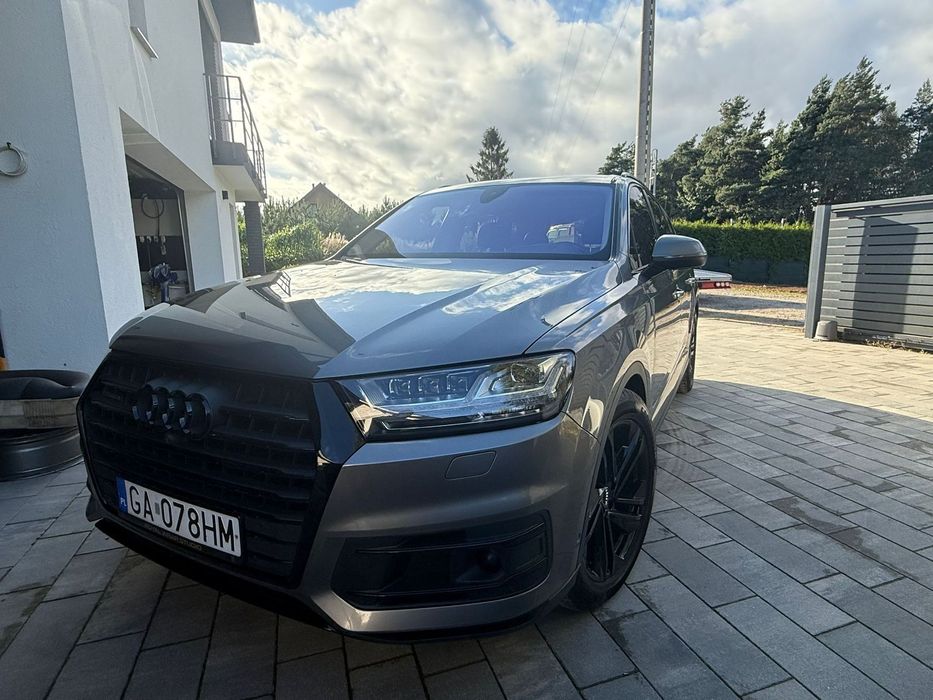 Audi Q7 Audi Q7 pełne dodatkowe wyposażenie, po wymianie rozrządu