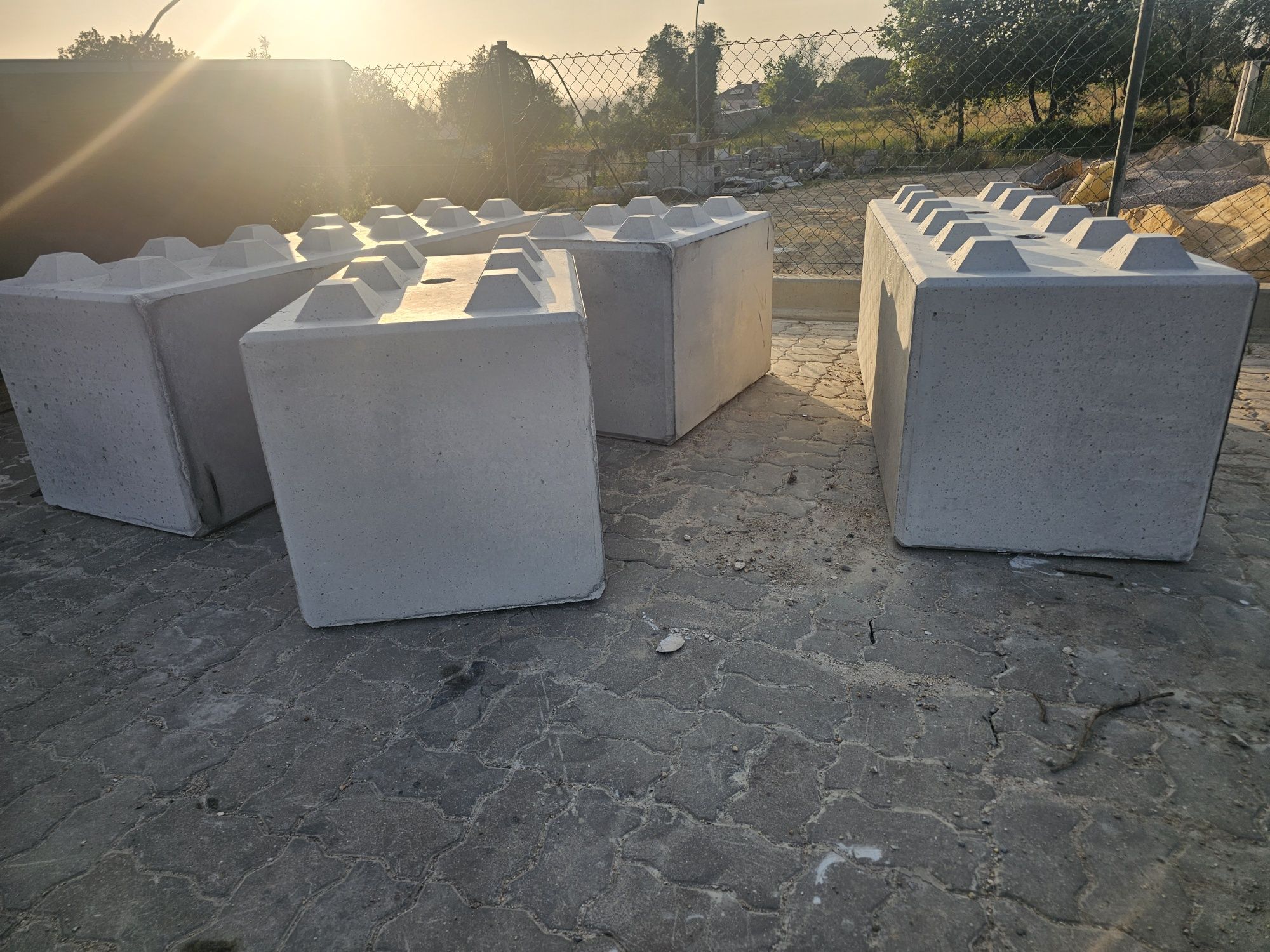Blocos de Betão para Contenção de Terras - Qualidade e Resistência!
Bl