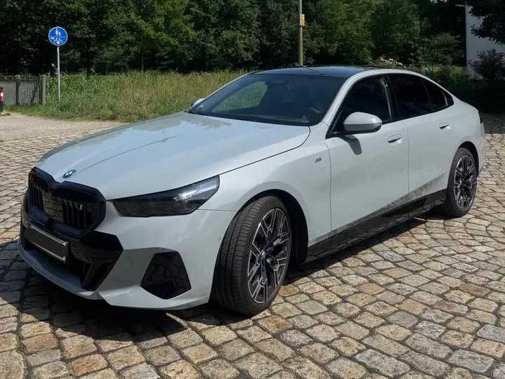 Бампер передній BMW I5 G60  eDrive запчастини БМВ І5 Г60 шрот